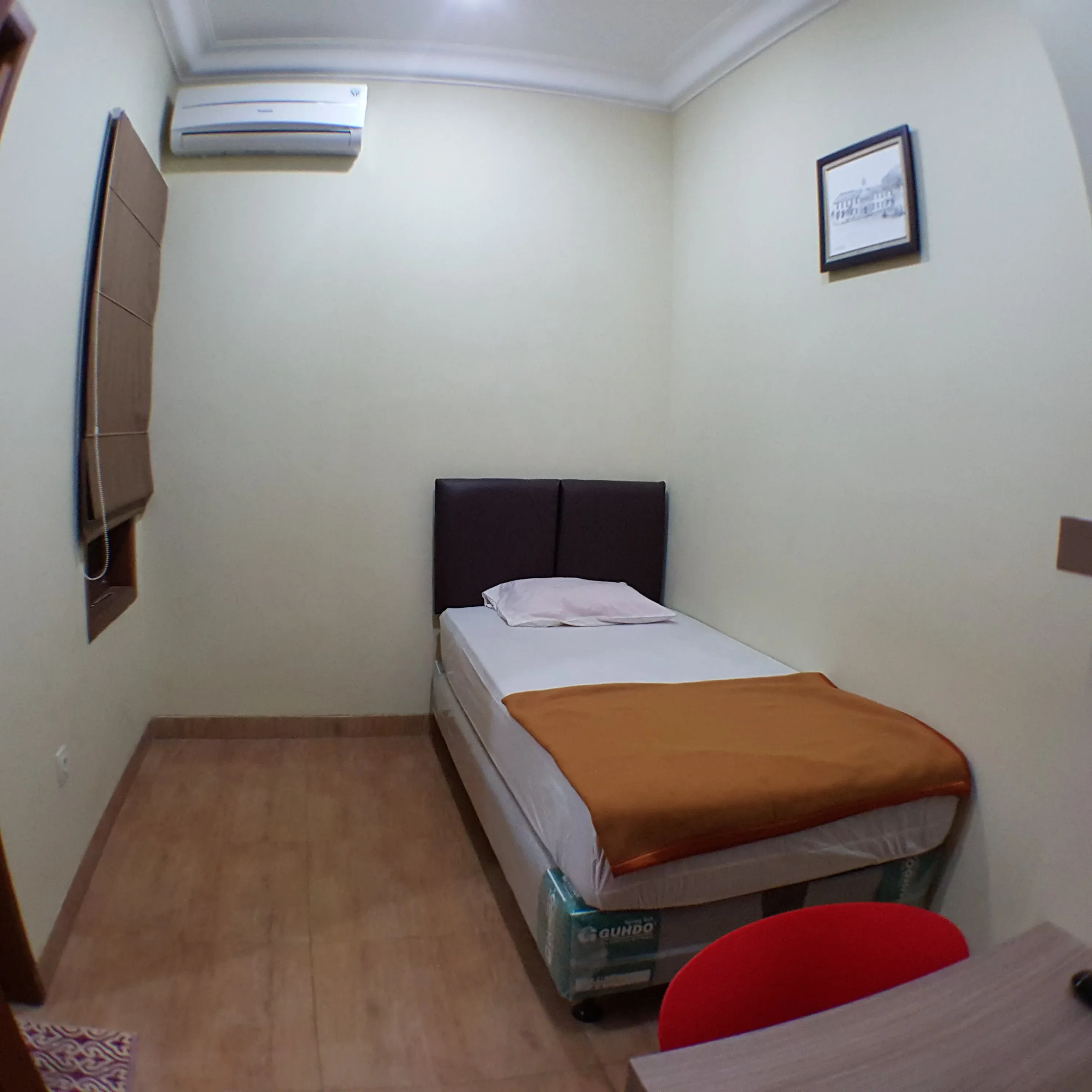 Kamar 1