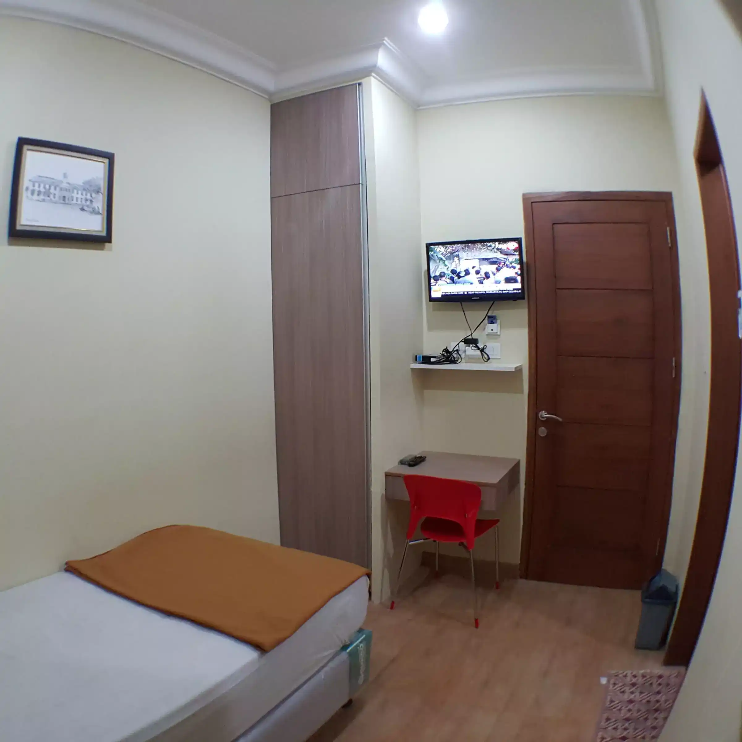 Kamar 2